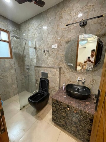 Bathroom in 1 BHK Builder Floor at Saket – for Rent