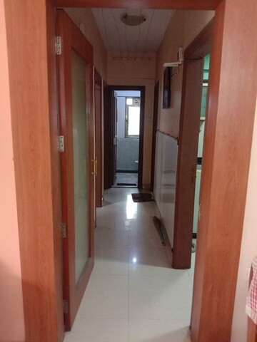 Building Lobby in 2 BHK Apartment at Raheja Sherwood, Goregaon East – for Rent