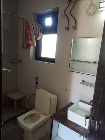 Bathroom in 1 RK Independent House at Sector 46 – for Rent