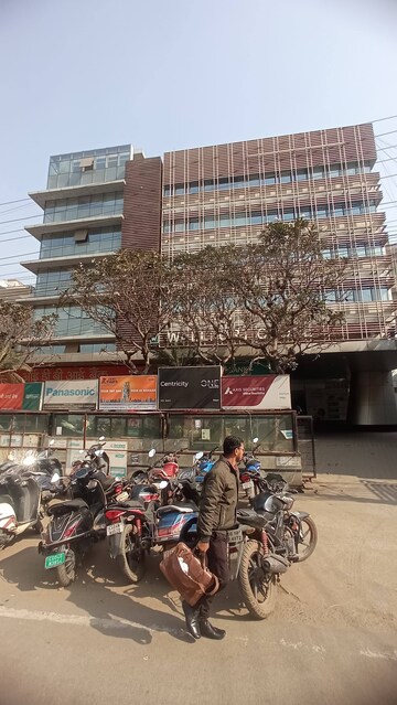  Office Space – Exterior View View at Fafadih - for Rent