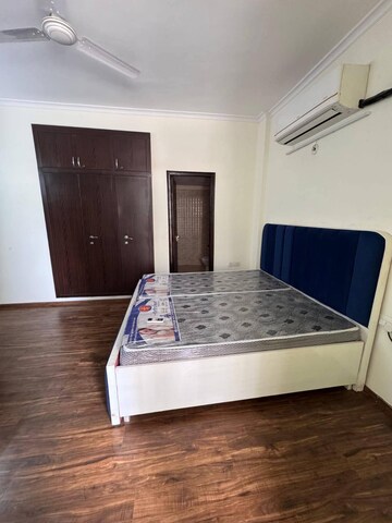 2 BHK Apartment For Rent in Saket