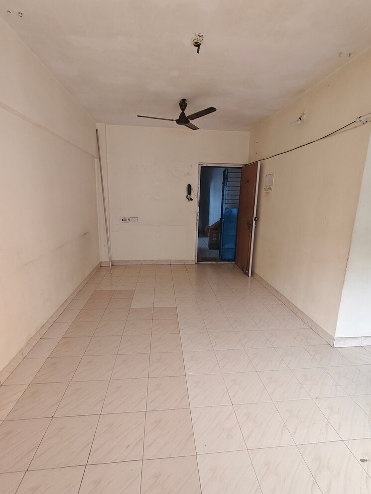 Room, akurli-shivshakti-chs 1 Bedroom 650 Sq.Ft. Apartment In Lokhandwala Mumbai 9770973