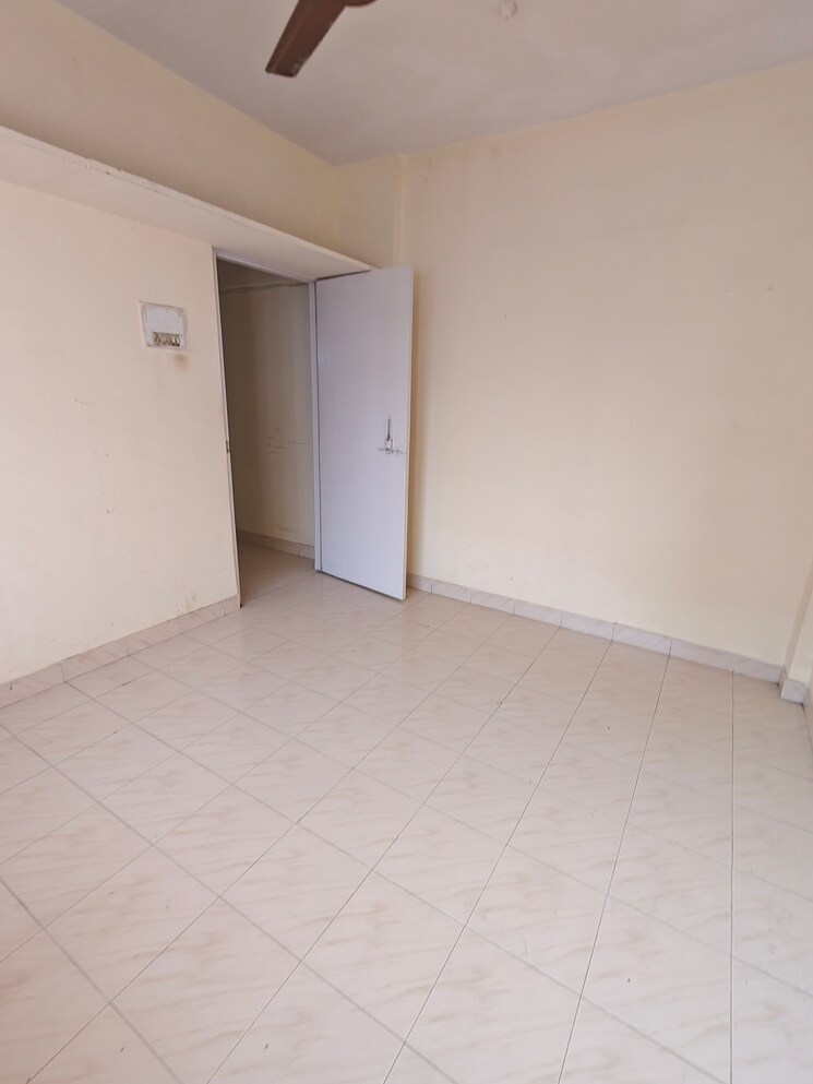 Room, akurli-shivshakti-chs 1 Bedroom 650 Sq.Ft. Apartment In Lokhandwala Mumbai 9770973