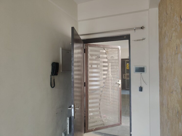 undefined, wave-executive-floors 2 Bedroom 900 Sq.Ft. Apartment In Wave City Ghaziabad 9771138