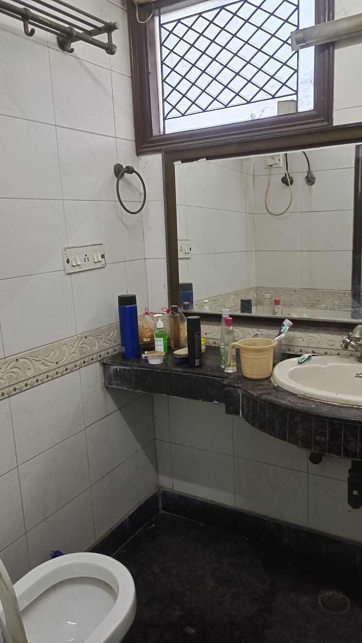 Kitchen, new rajinder nagar 3 Bedroom 1380 Sq.Ft. Builder Floor In New Rajinder Nagar Delhi 9771191