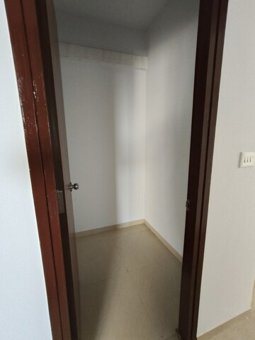 Room in 2.5 BHK Apartment at Lodha Lakeshore Greens, Dombivli East – for Sale