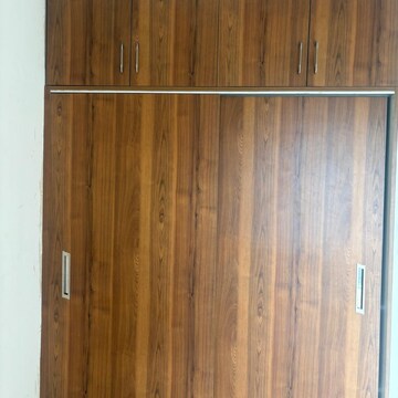 Furnished Amenities in 2 BHK Apartment at Signature Global Infinity Mall, Sohna Sector 33 – for Rent