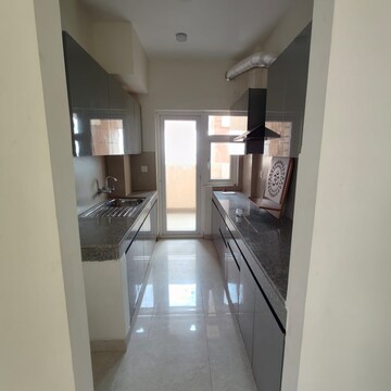 Building Lobby in 3 BHK Apartment at Central Park Flower Valley Aqua Front Towers, Sohna Sector 33 – for Rent