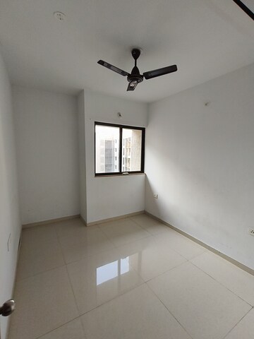 1 BHK Apartment For Sale in Lodha Lakeshore Greens, Dombivli East
