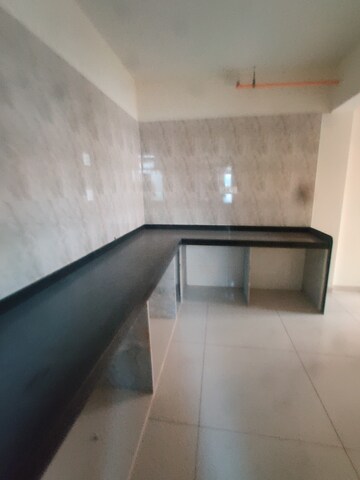 Room in 5 BHK Apartment at Chandak 34 Park Estate, Goregaon West – for Sale