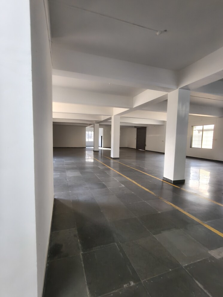  Parking, mahape Commercial Warehouse 15000 Sq.Yd. In Mahape Navi Mumbai 9771603