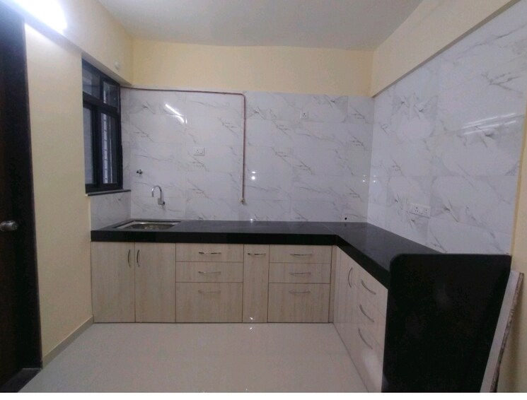 Kitchen, kiran-sufal 2.5 Bedroom 1200 Sq.Ft. Apartment In Wakad Pune 9771608