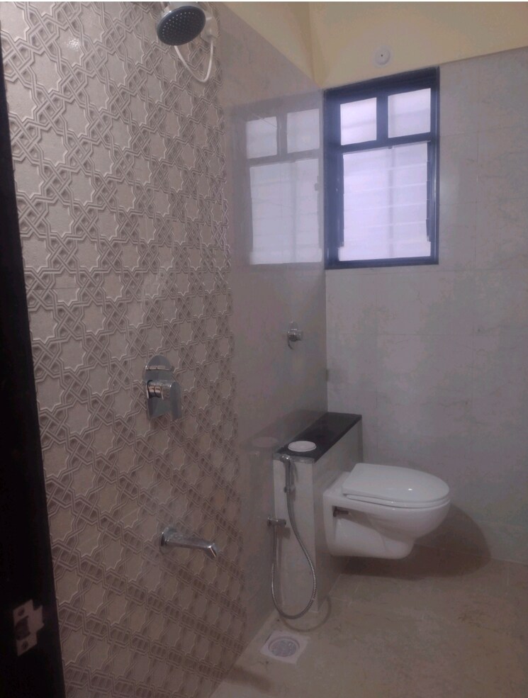 Bathroom, kiran-sufal 2.5 Bedroom 1200 Sq.Ft. Apartment In Wakad Pune 9771608
