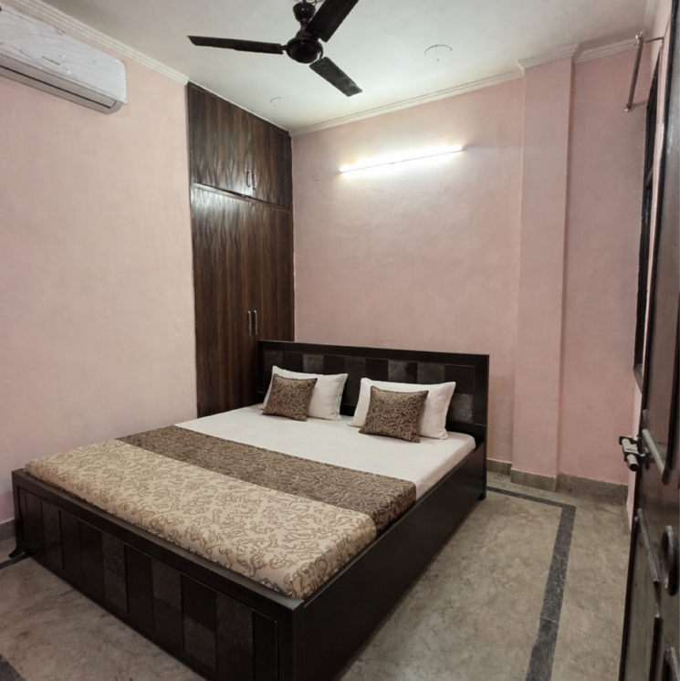 Cover Image, moti nagar 1 RK 50 Sq.Yd. Apartment In Moti Nagar Delhi 9771133