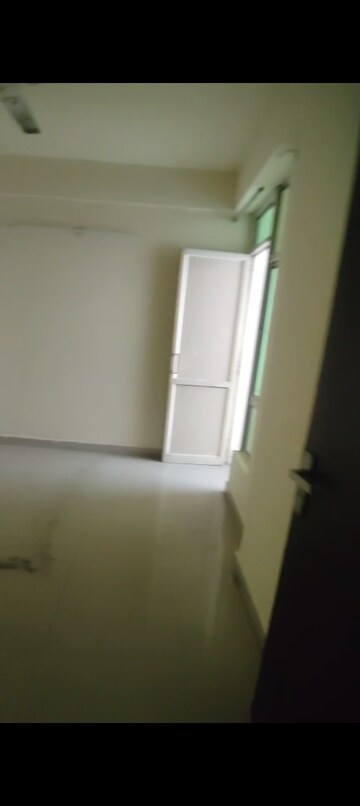 Room in 2 BHK Apartment at Meenal Balmukund Residency, Raj Nagar Extension – for Sale