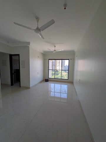 2 BHK Apartment For Rent in K Raheja Raheja Residency, Malad East