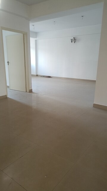 Room in 3 BHK Apartment at Bariatu – for Sale