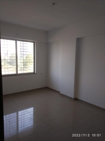 Room in 2 BHK Apartment at RR Akshay Residency, Wakad – for Rent