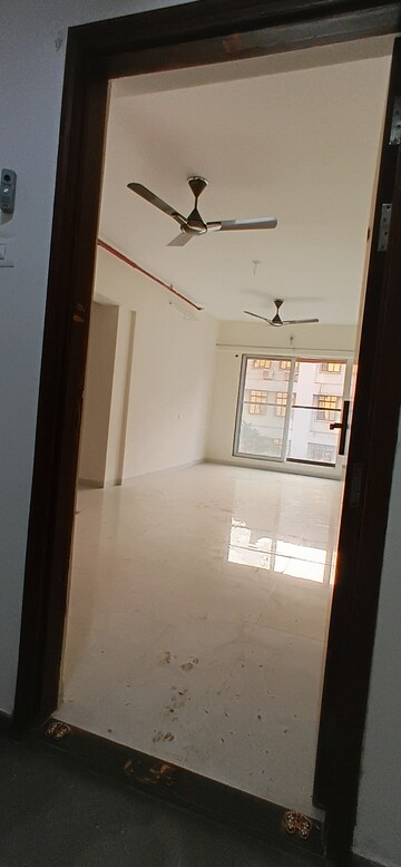 Building Lobby in 2 BHK Apartment at Vaibhavlaxmi Central Park, Vikhroli East – for Rent
