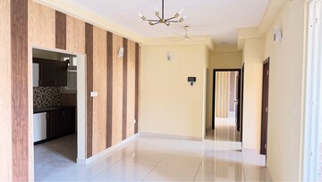 Room in 2.5 BHK Apartment at Prestige Lakeside Habitat, Varthur – for Rent