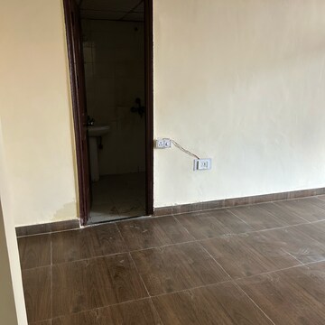 Furnished Amenities in 2 BHK Apartment at TDI City Kingsbury, Sector 61 – for Rent