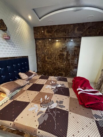 Team Area in 3 BHK Apartment at Jagdale Amizra, Vartak Nagar – for Sale