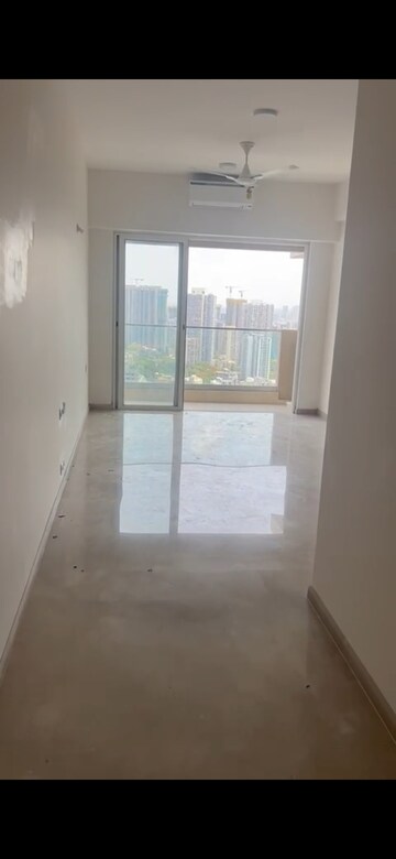 2 BHK Apartment For Rent in Kalpataru Radiance, Goregaon West