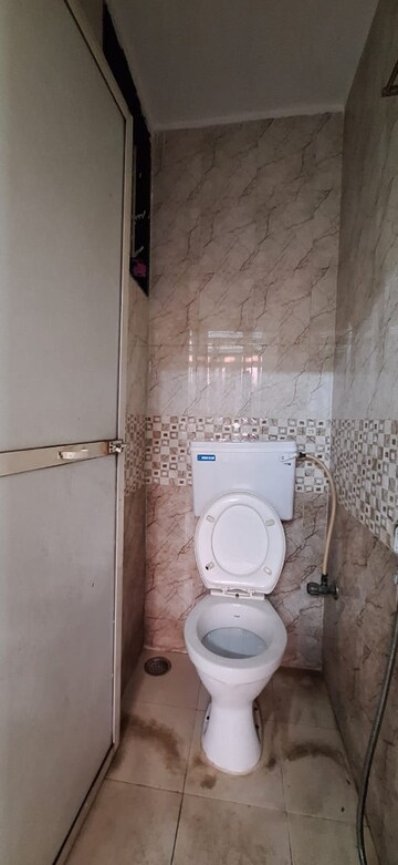 Bathroom in  Warehouse at Chirner – for Rent