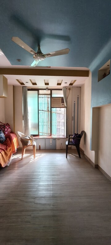 Living Room in 2 BHK Apartment at Lokhandwala Complex, Andheri West – for Sale