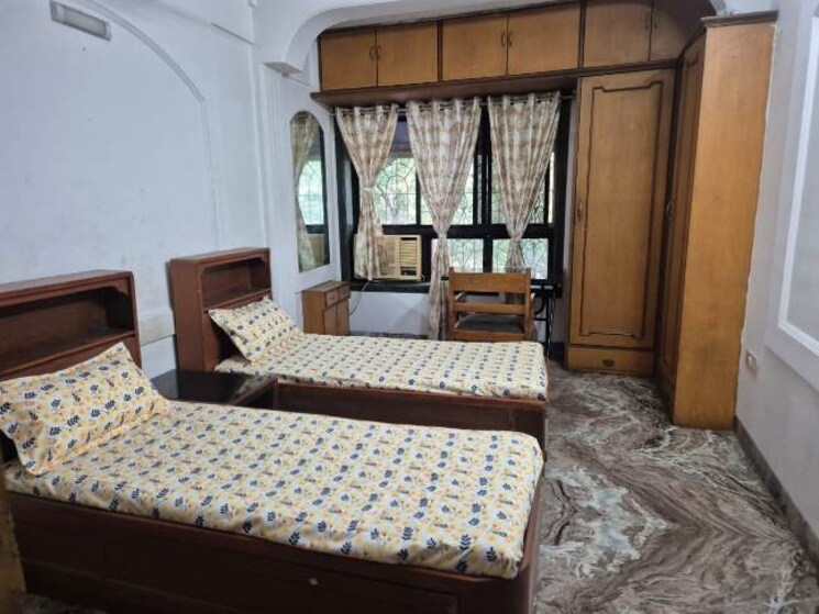 Bedroom, kandivali east Pg For Boys & Girls In Kandivali East 9772291