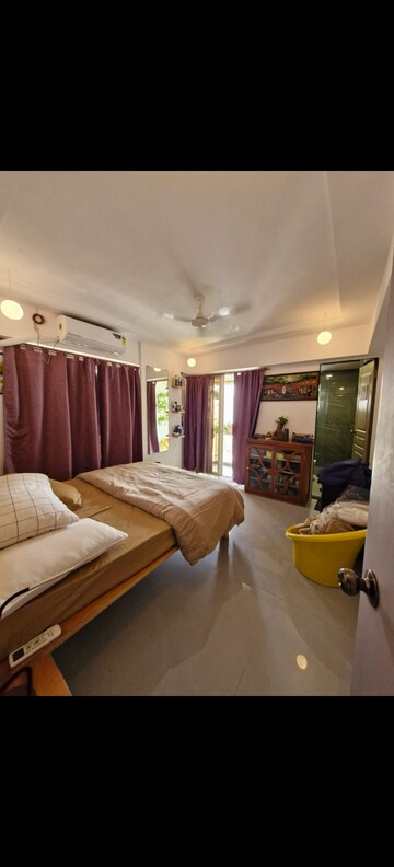 Bedroom in 2.5 BHK Apartment at Paramount Delux Mahal, Bandra West – for Rent