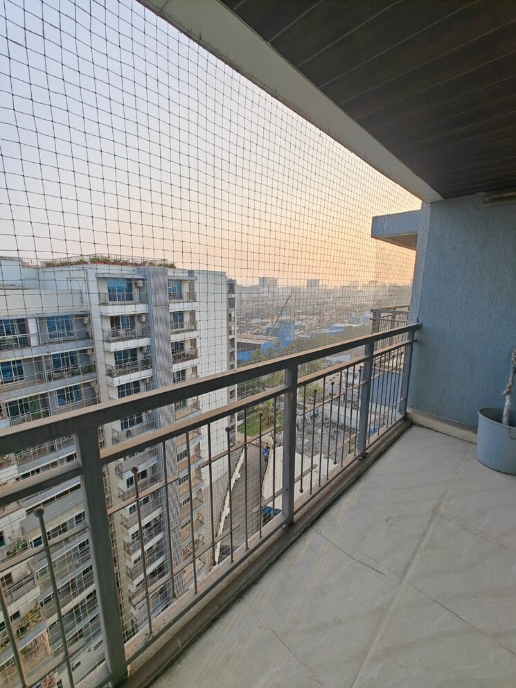 Balcony, dheeraj-insignia 3 Bedroom 1329 Sq.Ft. Apartment In G Block Bkc Mumbai 9772316