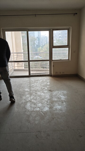 Room in 3 BHK Apartment at BPTP Princess Park, Sector 86 – for Sale