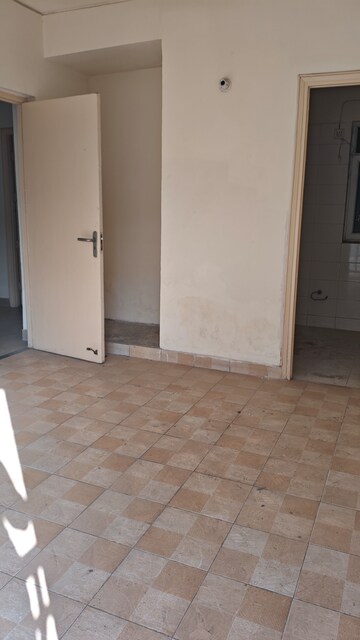  3 BHK Apartment at BPTP Princess Park, Sector 86 – for Sale