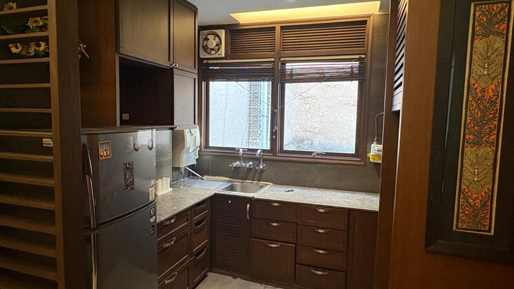 Kitchen, hauz khas 2 Bedroom 150 Sq.Yd. Builder Floor In Hauz Khas Delhi 9772363