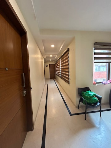 Building Lobby in 4 BHK Builder Floor at South Extension ii – for Rent
