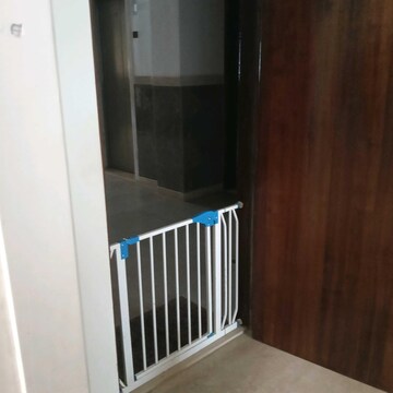 Furnished Amenities in 3 BHK Apartment at Lodha Supremus Lower Parel, Empire Mill – for Rent