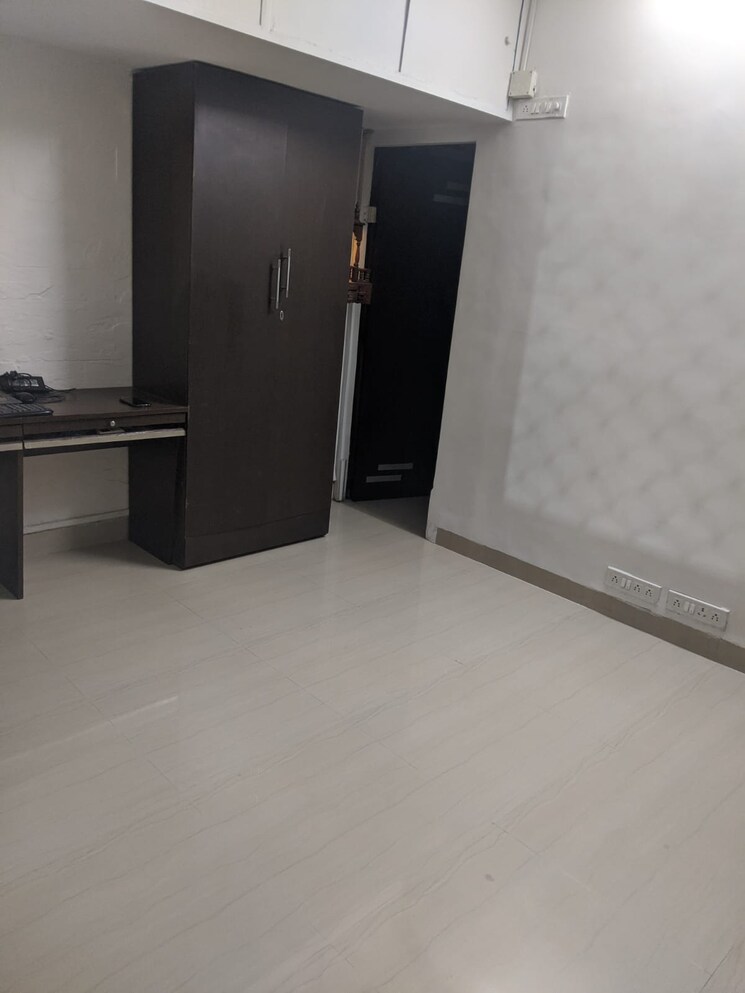 Room, rajas-chs 2 Bedroom 600 Sq.Ft. Apartment In Andheri East Mumbai 9772418