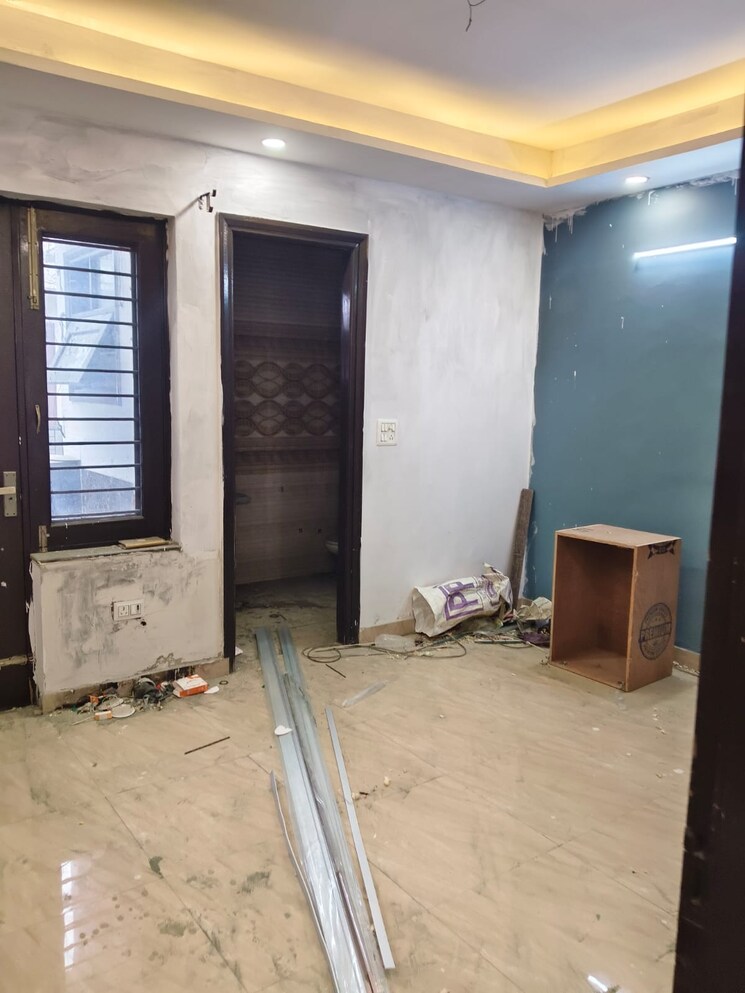 Room, tarang-orchid 3 Bedroom 2250 Sq.Ft. Builder Floor In Sector 28 Faridabad 9772435