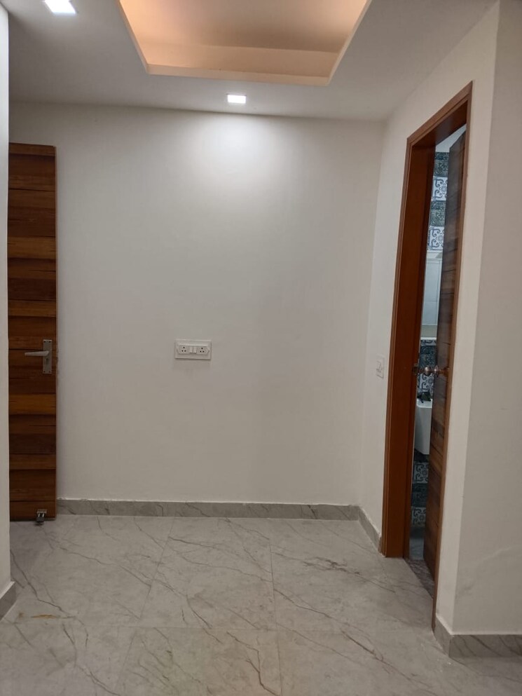 Room, panchsheel vihar 2 Bedroom 840 Sq.Ft. Apartment In Panchsheel Vihar Delhi 9772445