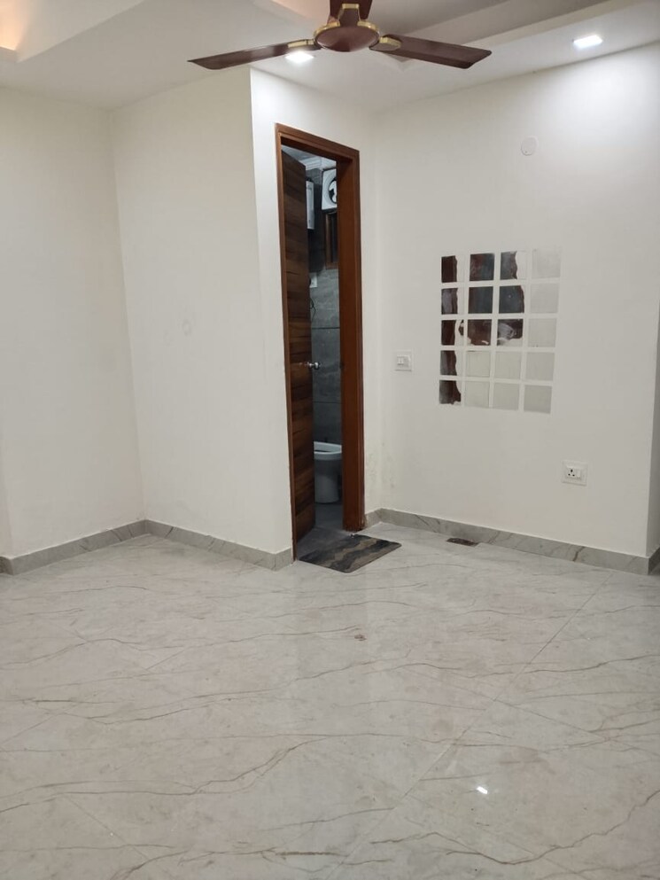 Room, panchsheel vihar 2 Bedroom 840 Sq.Ft. Apartment In Panchsheel Vihar Delhi 9772445