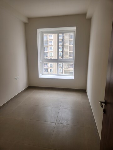 Room in 3.5 BHK Apartment at Bhartiya City Nikoo Homes 4, Thanisandra Main Road – for Sale