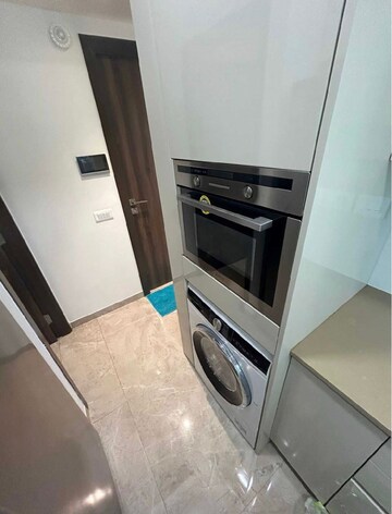 Furnished Amenities in 1 BHK Apartment at Hiranandani Regent Hill, Powai – for Rent