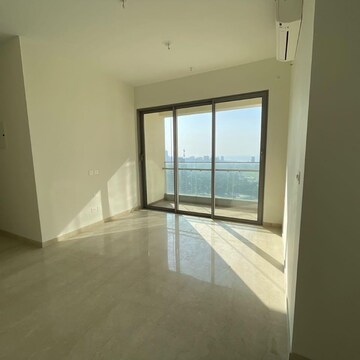 3 BHK Apartment For Rent in Piramal Mahalaxmi, Arthur rd