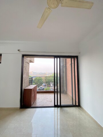 Room in 2 BHK Apartment at Lodha Palava City Lakeshore Greens, Dombivli East – for Rent