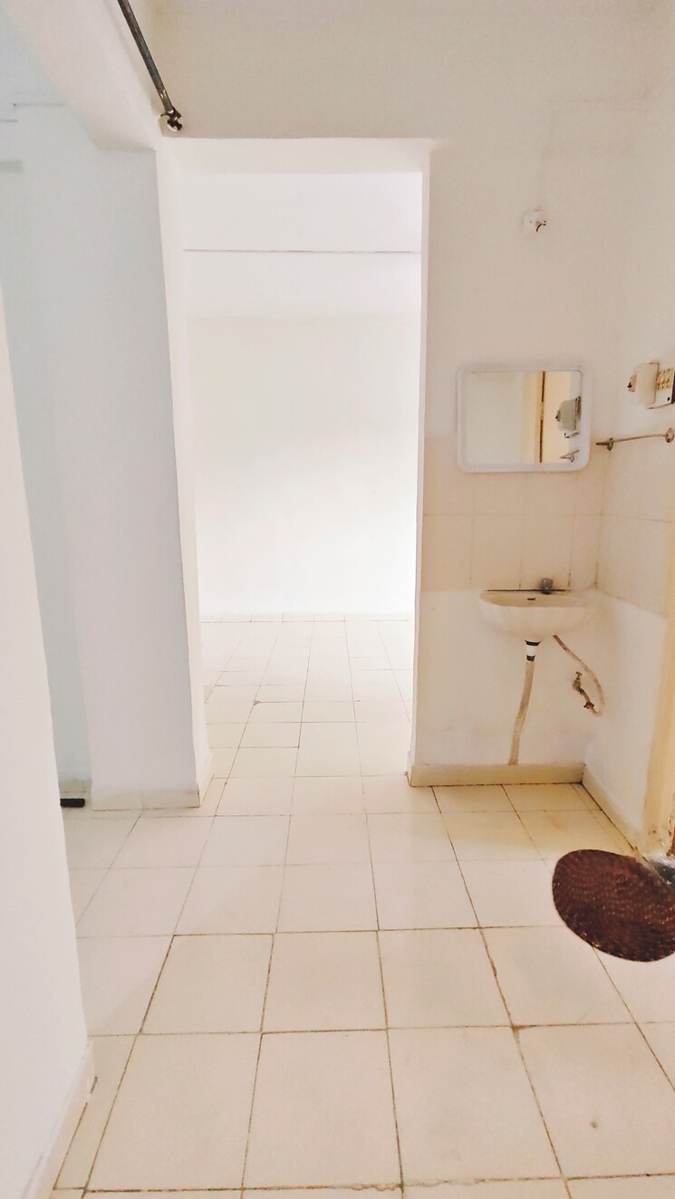 Bathroom, rewa-chs 1 Bedroom 650 Sq.Ft. Builder Floor In Viman Nagar Pune 9772488