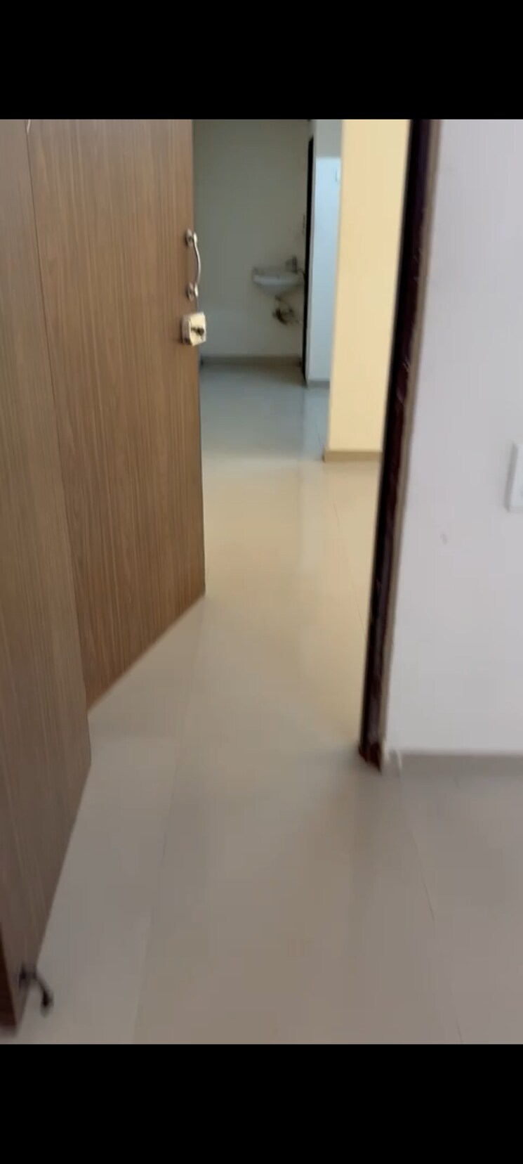 Room, kurla east 1 Bedroom 460 Sq.Ft. Apartment In Kurla East Mumbai 9772568