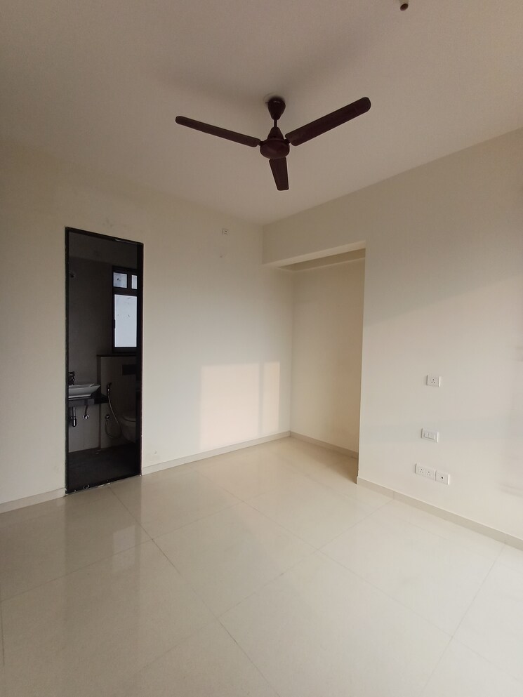 Master Bedroom, sheth-zuri 2 Bedroom 640 Sq.Ft. Apartment In Laxmi Nagar Thane 9772578