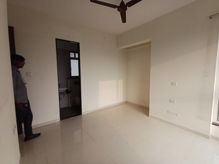 Master Bedroom, sheth-zuri 2 Bedroom 640 Sq.Ft. Apartment In Laxmi Nagar Thane 9772578