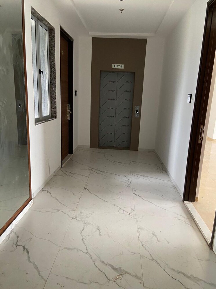 Lobby, sunny-shanti-heights 3 Bedroom 1024 Sq.Ft. Apartment In Mulund West Mumbai 9772580